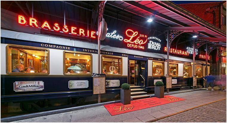 Hotel Leo Station, Villa Et Annexes Bastogne Luaran gambar